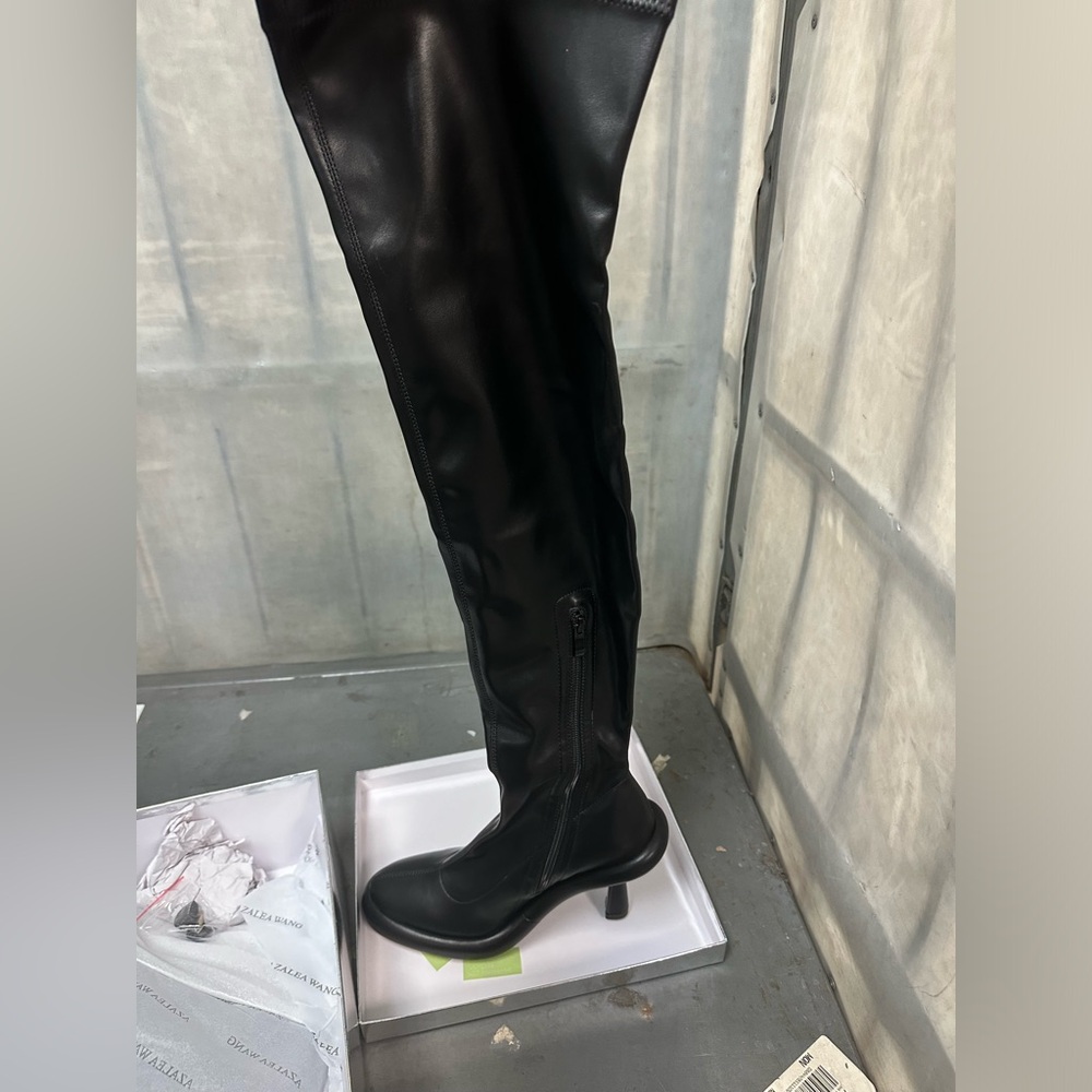 SIZE 10 AZALEA WANG EMERIE BLACK BOOT